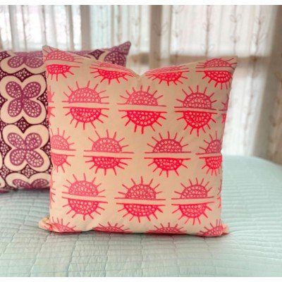 Fluorescent Sun Cushion  Fluorescent Sun Cushion