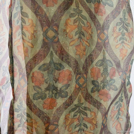 Diamond arch flowers Scarf