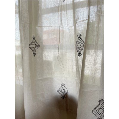 Embroidered Diamond Motif Curtain Embroidered Diamond Motif Curtain
