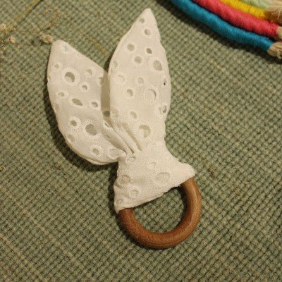 White Circle Hacoba Teether