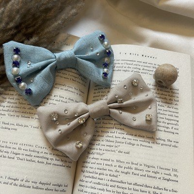 Blue Bijoy Hair Clip  Blue Bijoy Hair Clip