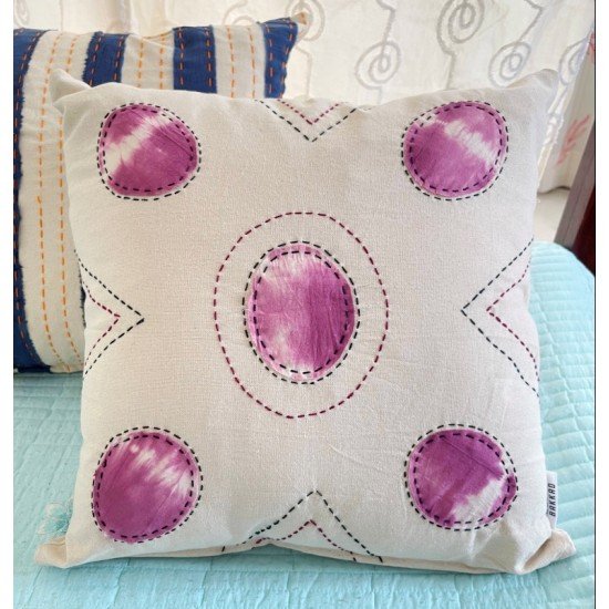 Circle Katha Tie n Dye Cushion