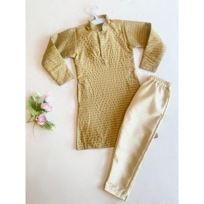 Toupe Gota Kurta Pajama Toupe Gota Kurta Pajama