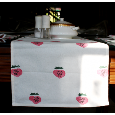 Strawberry Table Runner Strawberry Table Runner