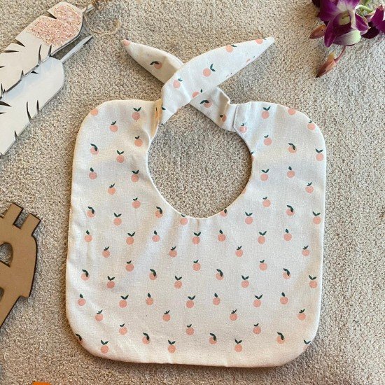 Mini Peach printed bib