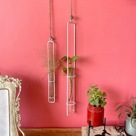 Single tube hanging planter