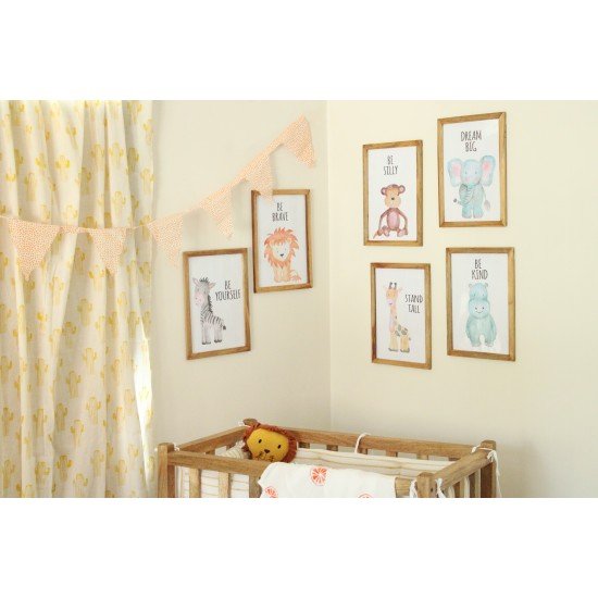 Stand Tall Giraffe Wall frame