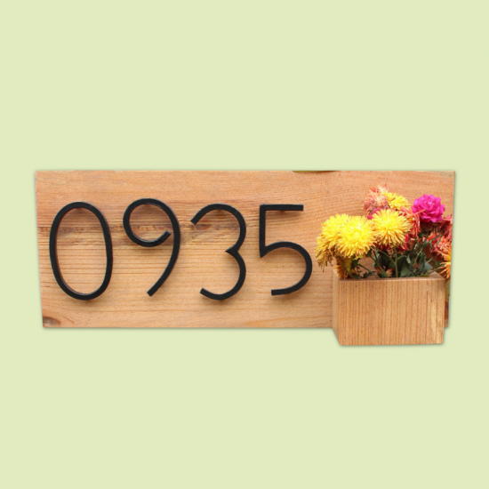 House Name Plate With Pot Holder
