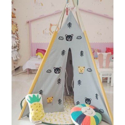 Bear Applique Teepee tent Bear Applique Teepee tent
