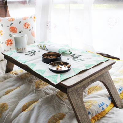 Classic Foldable Table Classic Foldable Table