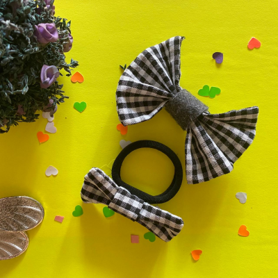 Smarty Gingham -  Band + Clip  Smarty Gingham -  Band + Clip
