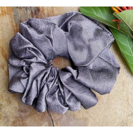 Mauve Scrunchie 